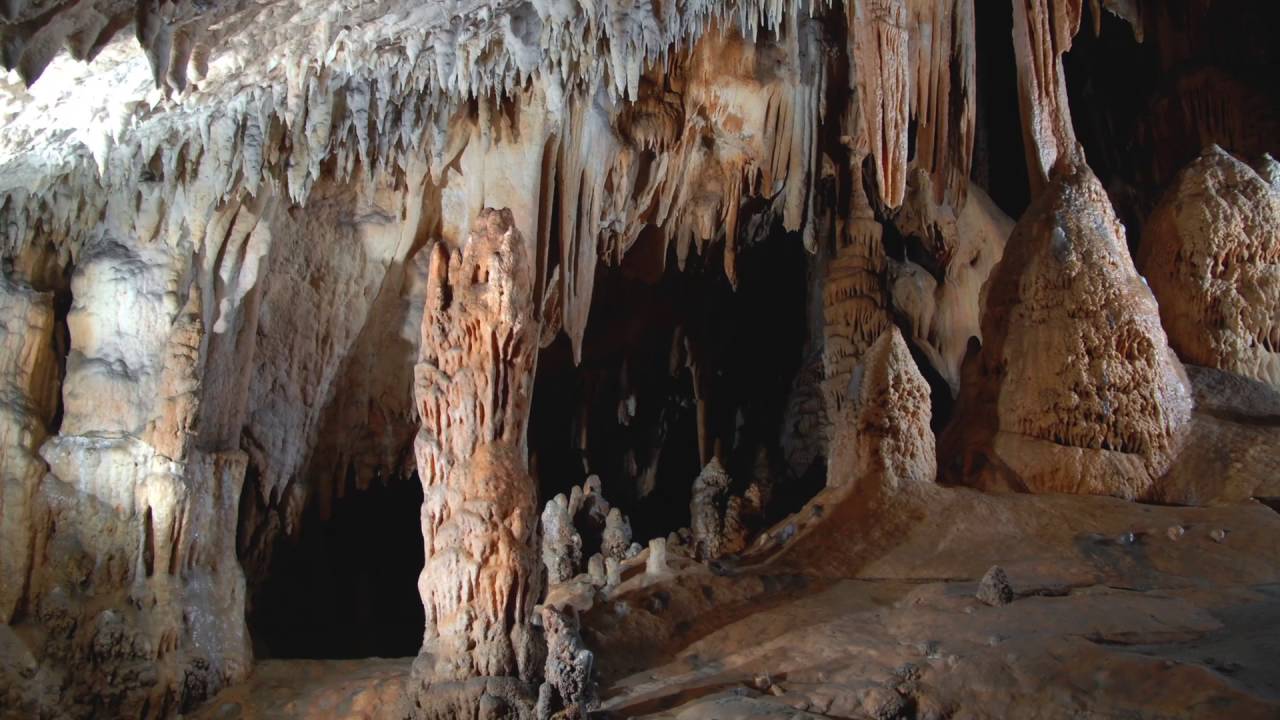 Grottes d'Isturitz et d'Oxocelhaya2 Voyager Local Voyager Local Grottes d'Isturitz et d'Oxocelhaya2 Voyager Local Voyager Local